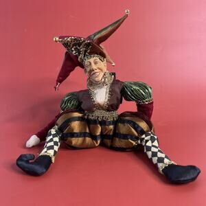 Wayne Kleski Mardi Gras Jester – Katherine’s Collection – Bean Bag Seated Figure